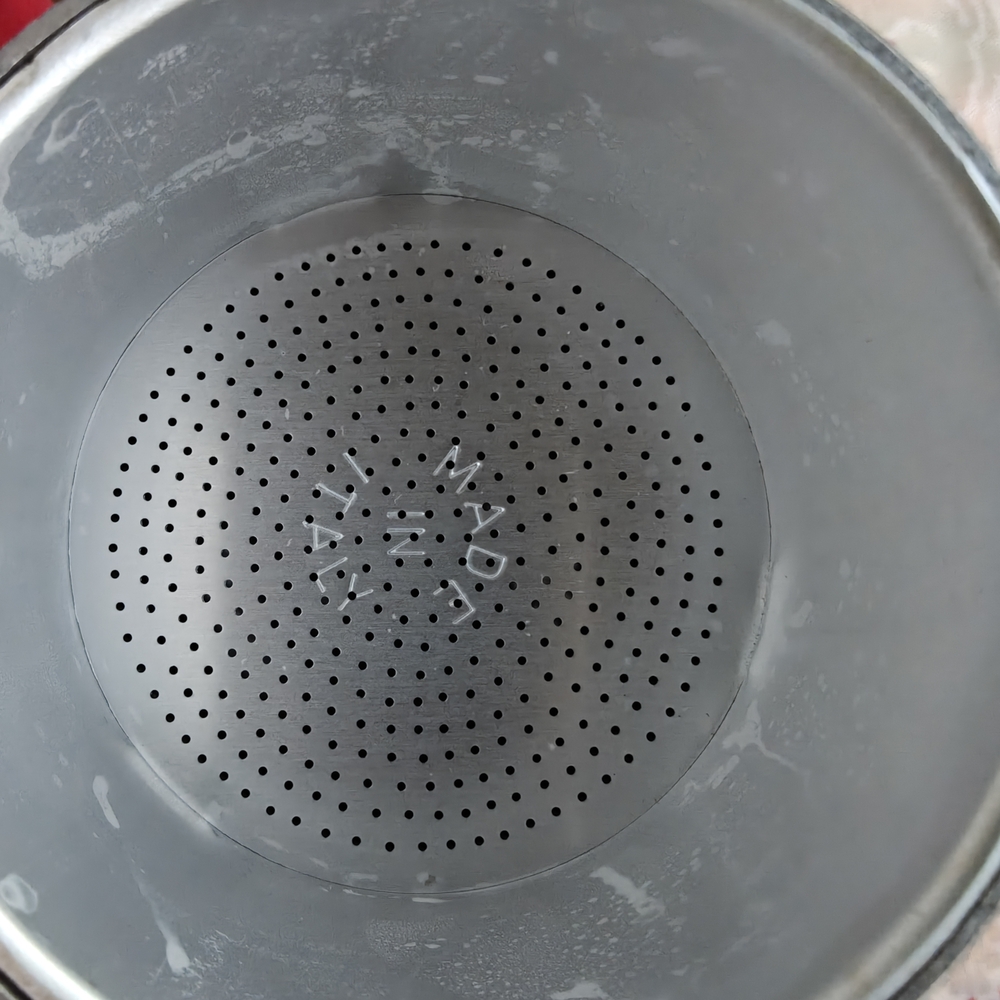 Bialetti Stovetop Espresso Maker 18 cup - Picture 5 of 9